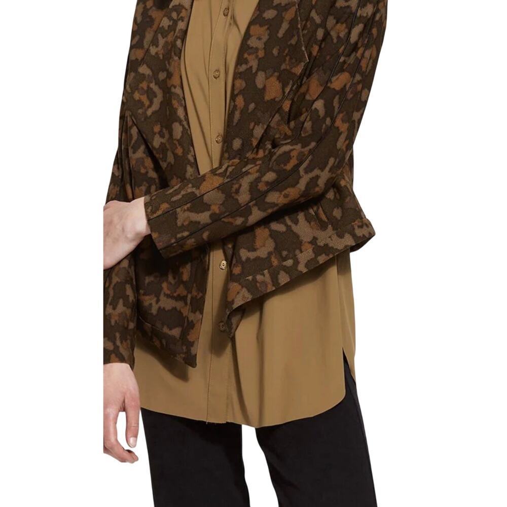 Lysse' S Sophia cropped open front blazer Feather soft crepe Abstract print